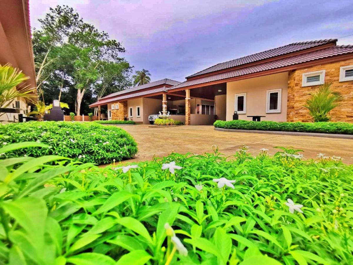 The Apex Private Pool Villa *