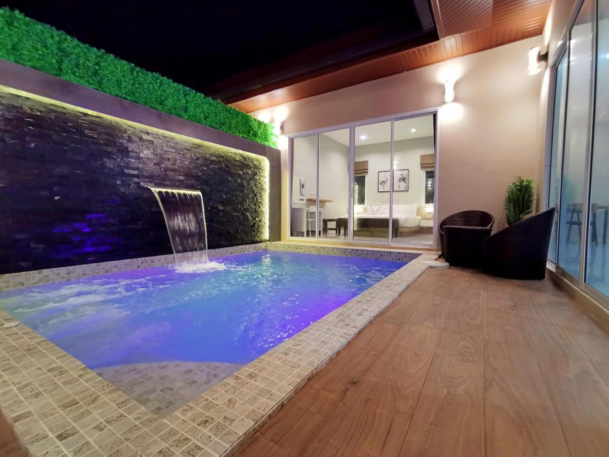 The Apex Private Pool *